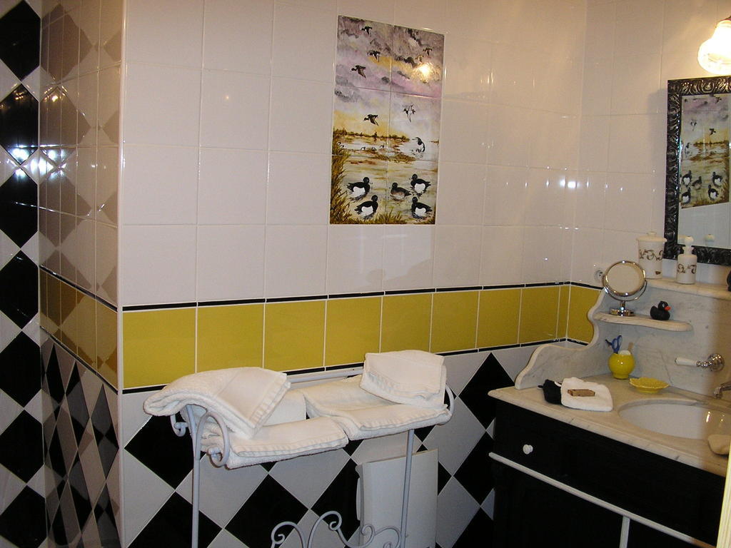 Domaine De La Belliere Hotel Villars-les-Dombes Quarto foto